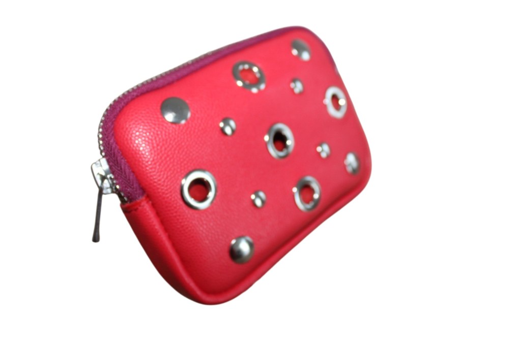 Porte monnaie cuir rouge avec oeillets
